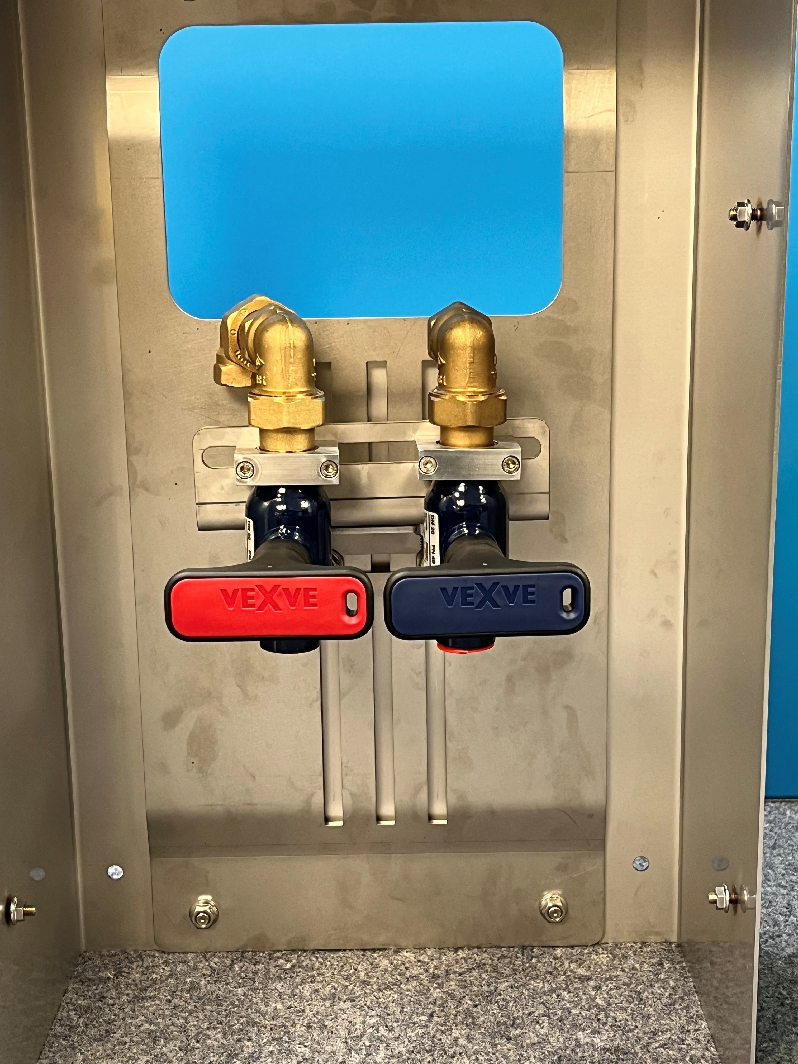 Skab med ventilsæt til indbygning Skab med ventilsæt til indbygning